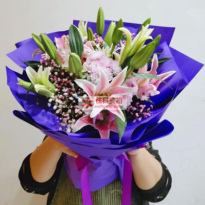 丽江6支粉色多头百合，真诚的问候